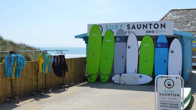 LEARN TO SURF WITH SURF SAUNTON