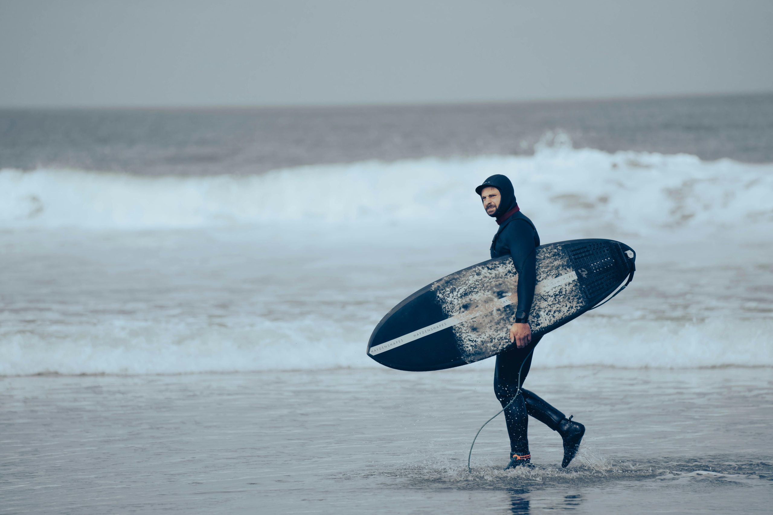 Winter Surfing in the UK: Embracing the Cold Waves